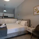 Apartment Studios Koukis *