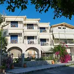 Apartment Studios Koukis Kitriai