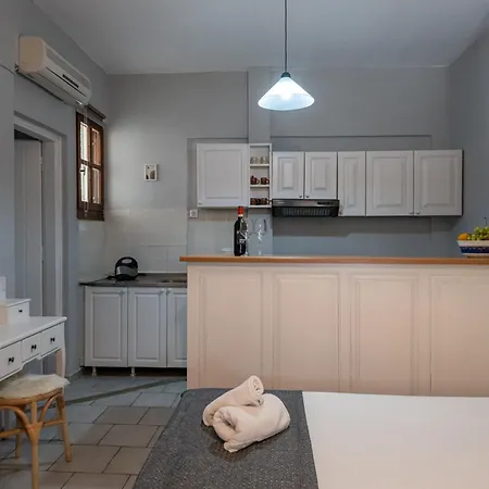 Studios Koukis Apartment *