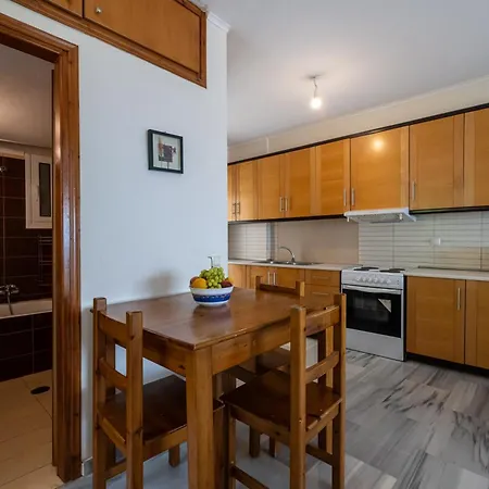 Koukis Apartman *