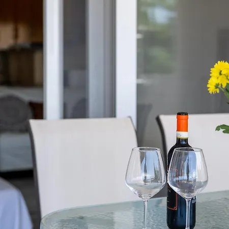 Koukis Apartman Kitriész