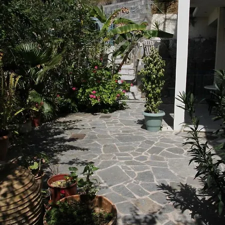 Apartment Studios Koukis